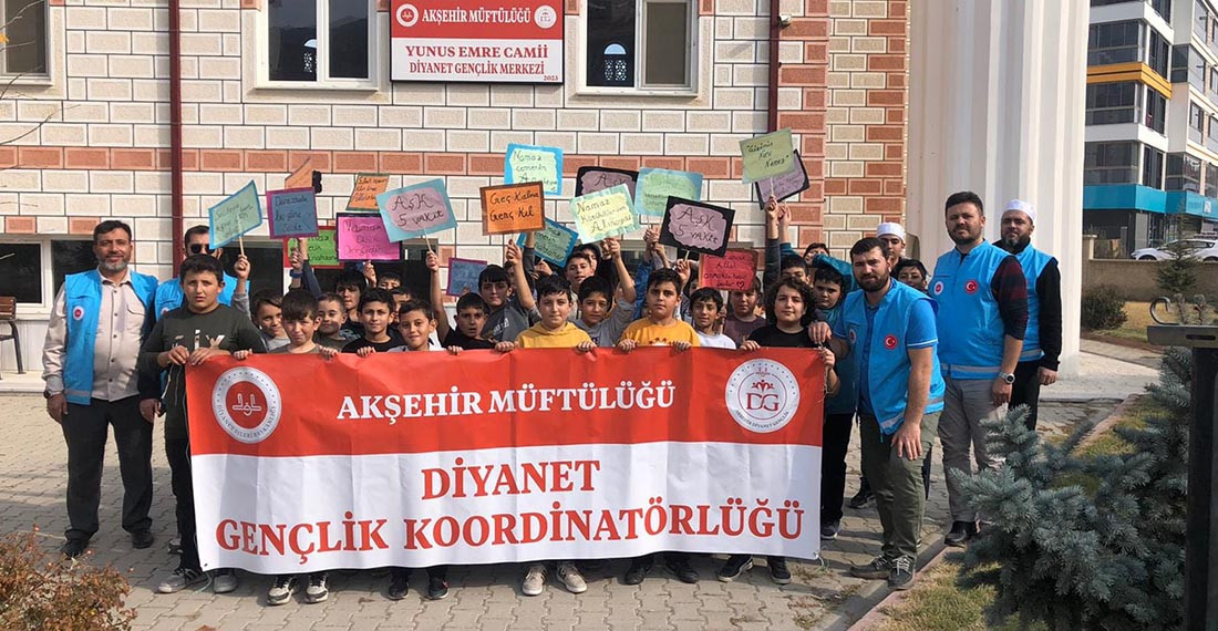 Akşehir Müftülüğü Ortaokul Öğrencilerine Ara Tatil Kampı Düzenledi