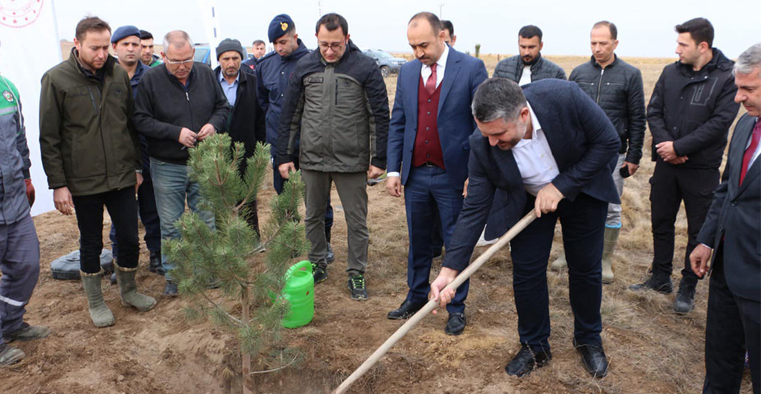 Bakan Yardımcısı İnan, Yunak’ta Milli Ağaçlandırma Günü Etkinliğine Katıldı